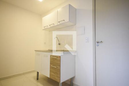 Cozinha de kitnet/studio para alugar com 1 quarto, 20m² em Vila Sonia, São Paulo