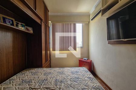 Apartamento à venda com 160m², 3 quartos e 2 vagas Apartamento à venda com 160m², 3 quartos e 2 vagasQuarto 2