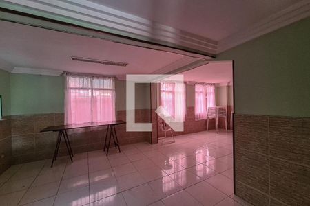 Apartamento à venda com 160m², 3 quartos e 2 vagas Apartamento à venda com 160m², 3 quartos e 2 vagasÁrea comum - Salão de festas