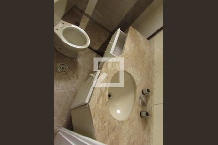 Apartamento à venda com 102m², 3 quartos e 2 vagasBanheiro