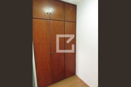 Apartamento à venda com 102m², 3 quartos e 2 vagasQuarto 2