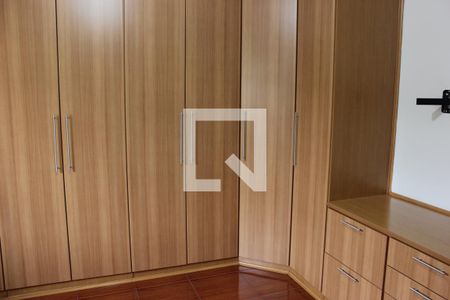 Casa à venda com 164m², 4 quartos e 1 vagaQuarto 01