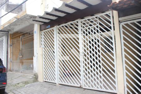 Casa à venda com 164m², 4 quartos e 1 vagaFachada