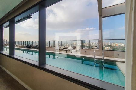 Apartamento à venda com 112m², 2 quartos e 2 vagas Apartamento à venda com 112m², 2 quartos e 2 vagasÁrea comum - Piscina