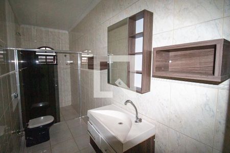 Casa para alugar com 300m², 2 quartos e 2 vagas Casa para alugar com 300m², 2 quartos e 2 vagasBanheiro