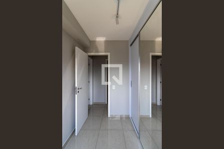 Quarto 1 de apartamento para alugar com 2 quartos, 54m² em Vila Clementino, São Paulo