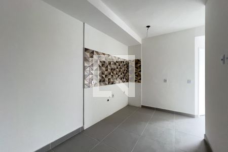 Sala e cozinha de apartamento para alugar com 2 quartos, 25m² em Vila Monumento , São Paulo