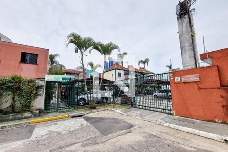 Casa de condomínio para alugar com 112m², 3 quartos e 1 vagaFachada