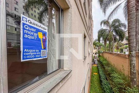 Apartamento para alugar com 45m², 2 quartos e 1 vagaPlaca Instalada na janela