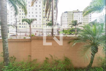 Vista da Sala de apartamento para alugar com 2 quartos, 45m² em Parque São Vicente, Santo André