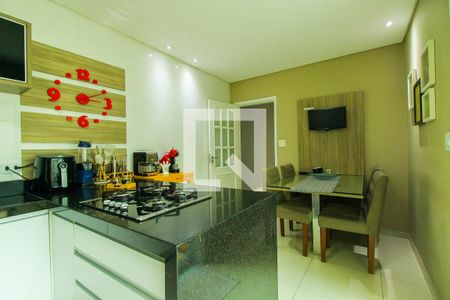 Casa à venda com 169m², 3 quartos e 2 vagasCozinha