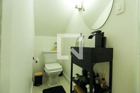 Casa à venda com 169m², 3 quartos e 2 vagasLavabo