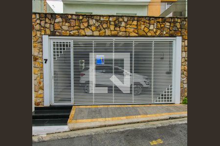 Casa à venda com 169m², 3 quartos e 2 vagasFachada