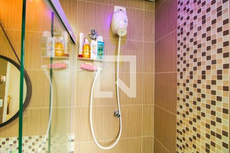 Casa à venda com 169m², 3 quartos e 2 vagasBanheiro