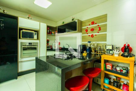 Casa à venda com 169m², 3 quartos e 2 vagasCozinha