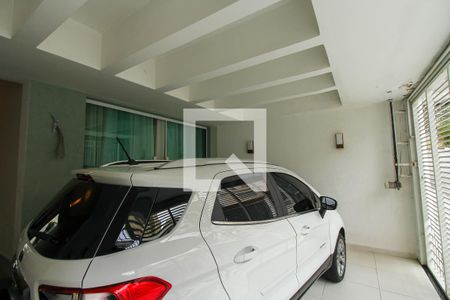 Casa à venda com 169m², 3 quartos e 2 vagasGaragem