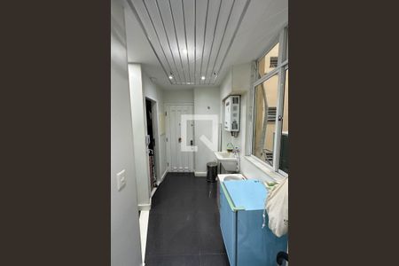 Apartamento à venda com 135m², 3 quartos e 1 vaga Apartamento à venda com 135m², 3 quartos e 1 vagaÁrea de Serviço
