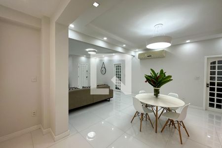 Apartamento à venda com 135m², 3 quartos e 1 vaga Apartamento à venda com 135m², 3 quartos e 1 vagaSala
