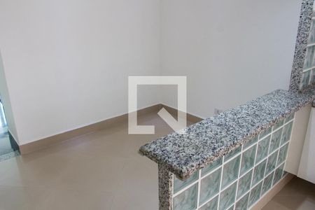 Casa à venda com 105m², 2 quartos e 2 vagasCozinha