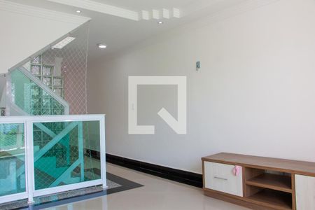 Sala de casa à venda com 2 quartos, 105m² em Jardim Ester, São Paulo