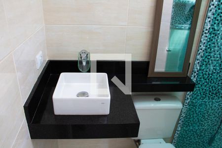 Casa à venda com 105m², 2 quartos e 2 vagasBanheiro da Suíte 2