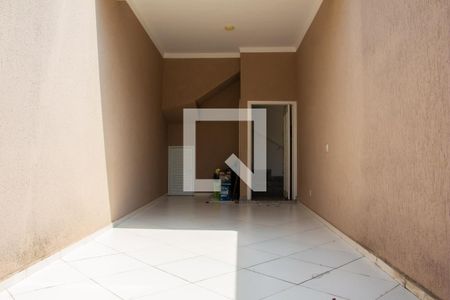Casa à venda com 105m², 2 quartos e 2 vagasGaragem