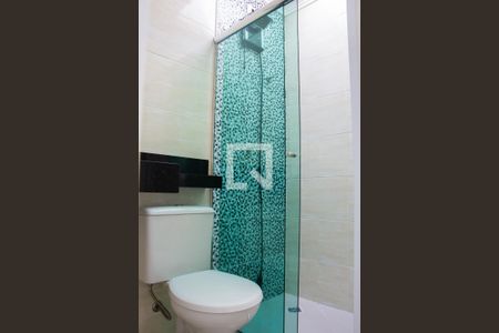 Casa à venda com 105m², 2 quartos e 2 vagasBanheiro da Suíte 2