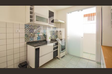 Apartamento à venda com 54m², 2 quartos e 1 vaga Apartamento à venda com 54m², 2 quartos e 1 vagaCozinha