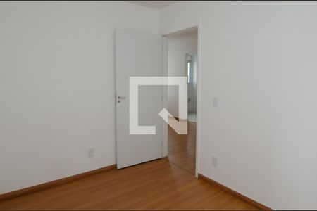 Quarto 1 de apartamento para alugar com 2 quartos, 50m² em Vargem Grande, Rio de Janeiro