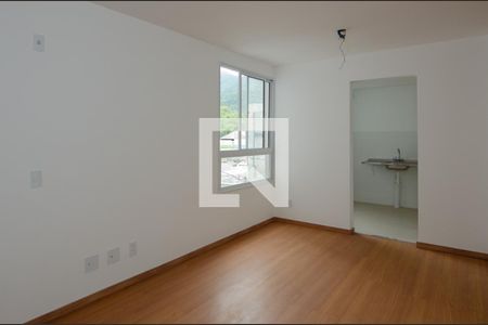 Sala de apartamento para alugar com 2 quartos, 50m² em Vargem Grande, Rio de Janeiro