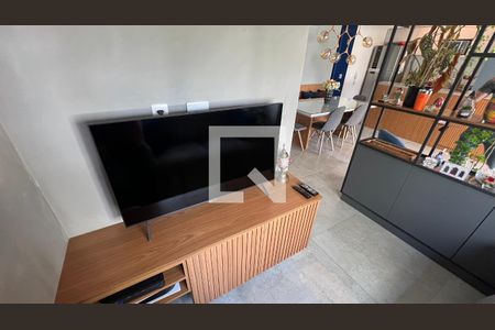 Sala de TV de apartamento à venda com 2 quartos, 82m² em Sumaré, São Paulo