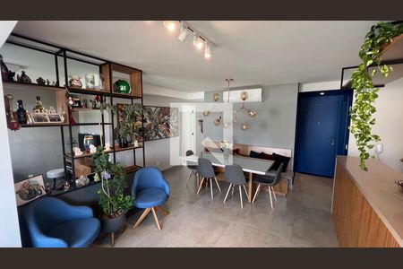 Sala de apartamento à venda com 2 quartos, 82m² em Sumaré, São Paulo