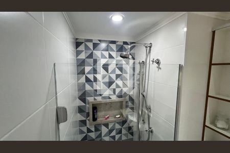 Apartamento à venda com 82m², 2 quartos e 2 vagasBanheiro da Suíte 2