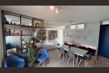 Detalhe Sala de apartamento à venda com 2 quartos, 82m² em Sumaré, São Paulo