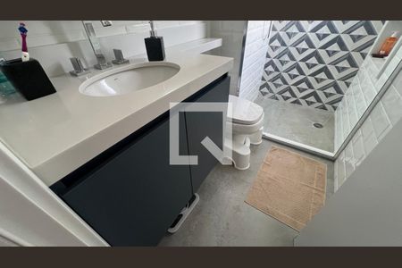 Apartamento à venda com 82m², 2 quartos e 2 vagasBanheiro da Suíte 1