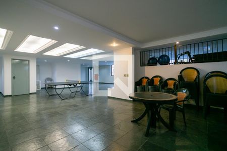 Apartamento para alugar com 68m², 2 quartos e 1 vagaÁrea comum - Salão de festas