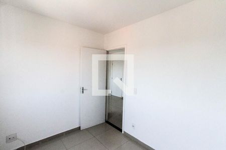 Quarto 02 de apartamento para alugar com 2 quartos, 44m² em Cidade Satélite Santa Bárbara, São Paulo