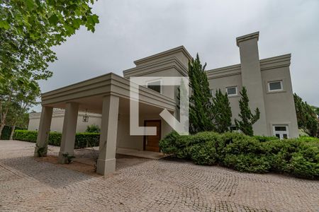 Casa de condomínio à venda com 620m², 5 quartos e 10 vagasFachada 