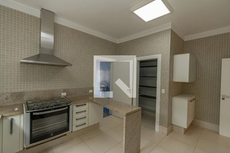 Casa de condomínio à venda com 620m², 5 quartos e 10 vagasCozinha 