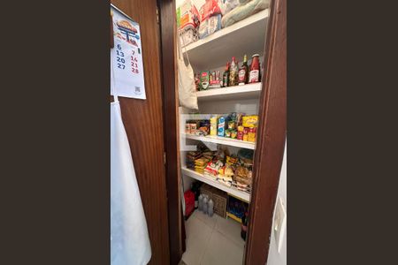 Casa de condomínio à venda com 189m², 3 quartos e 2 vagas