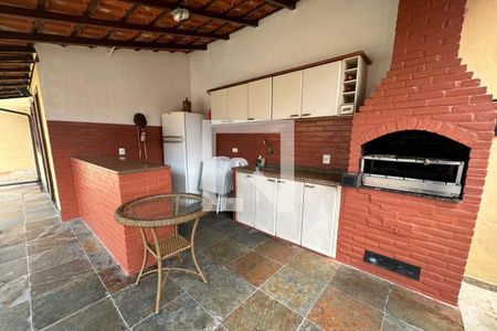 Casa de condomínio à venda com 189m², 3 quartos e 2 vagas Casa de condomínio à venda com 189m², 3 quartos e 2 vagasÁrea comum