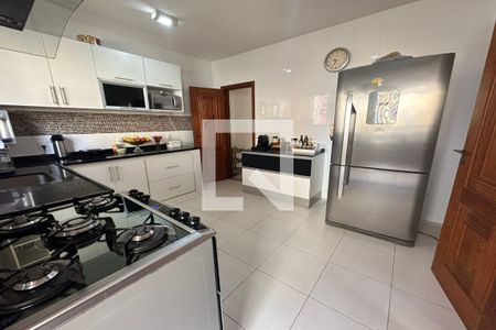 Casa de condomínio à venda com 189m², 3 quartos e 2 vagas