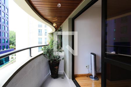Apartamento para alugar com 42m², 1 quarto e 1 vaga Apartamento para alugar com 42m², 1 quarto e 1 vagaVaranda
