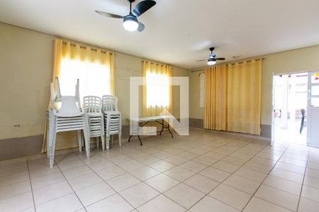 Apartamento à venda com 46m², 2 quartos e 1 vaga Apartamento à venda com 46m², 2 quartos e 1 vagaSalão de Festa