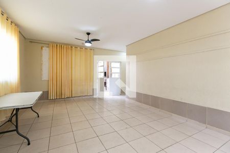 Apartamento à venda com 46m², 2 quartos e 1 vaga Apartamento à venda com 46m², 2 quartos e 1 vagaSalão de Festa