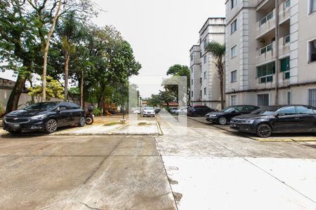 Apartamento à venda com 46m², 2 quartos e 1 vaga Apartamento à venda com 46m², 2 quartos e 1 vagaEstacionamento