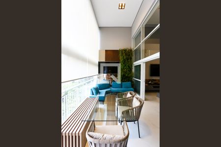 Varanda de apartamento à venda com 4 quartos, 243m² em Jardim Caboré, São Paulo