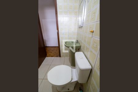 Banheiro de apartamento para alugar com 1 quarto, 35m² em Cristo Redentor, Porto Alegre