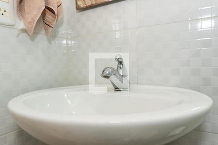 Casa para alugar com 230m², 3 quartos e 4 vagasBanheiro dos fundos