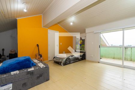 Casa para alugar com 230m², 3 quartos e 4 vagasÁtico